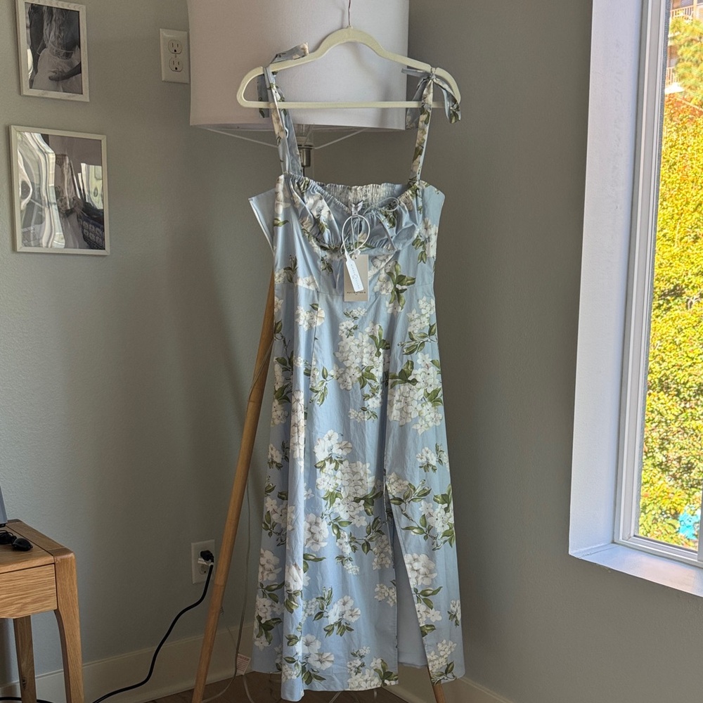 NWT Petite Studio Light Blue Floral Midi Dress with Tie Straps